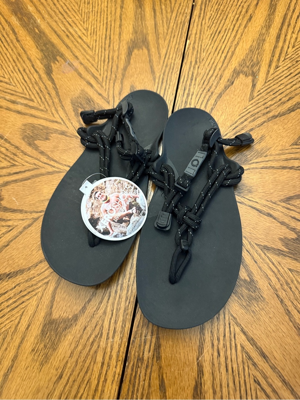 Xero shoesMen's Black Rope-Style Flip-Flops - Unbranded